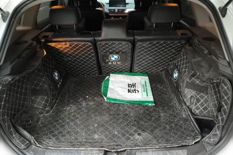Used BMW X1 2014 xDrive20i Sports Design Package Trunk