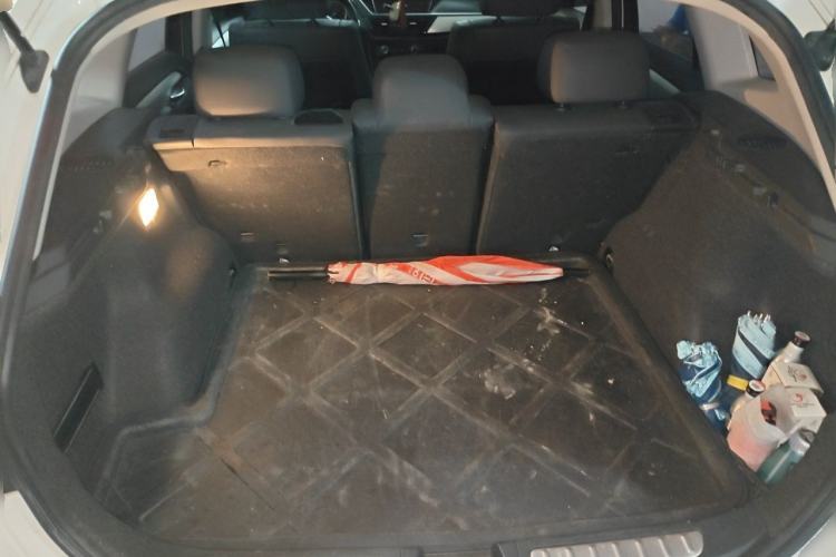 Used BMW X1 2014 sDrive18i Leading Model Trunk