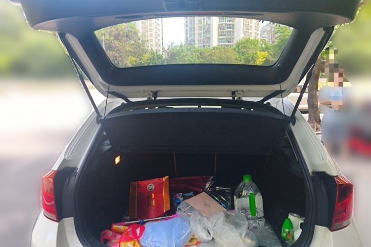 Used BMW X1 2014 sDrive18i Fashion Model Trunk
