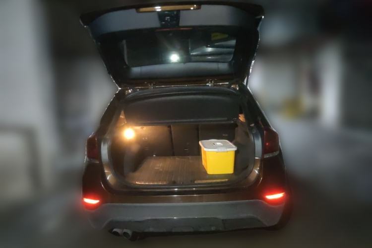 Used BMW X1 2014 xDrive20i Sports Design Package Trunk