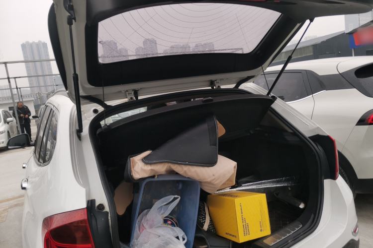 Used BMW X1 2014 sDrive18i Fashion Model Trunk