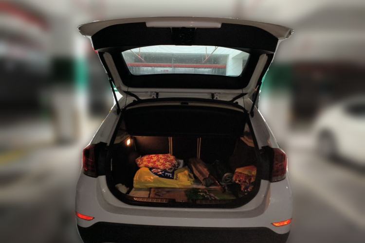Used BMW X1 2014 sDrive18i Leading Model Trunk