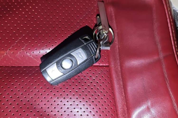 Used BMW X1 2014 sDrive18i Fashion Model Vehicle Key