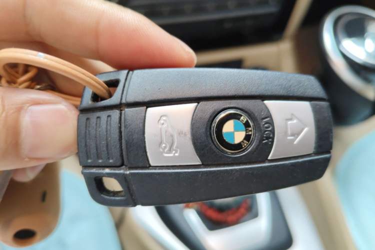 Used BMW X1 2014 sDrive18i Leading Model Vehicle Key