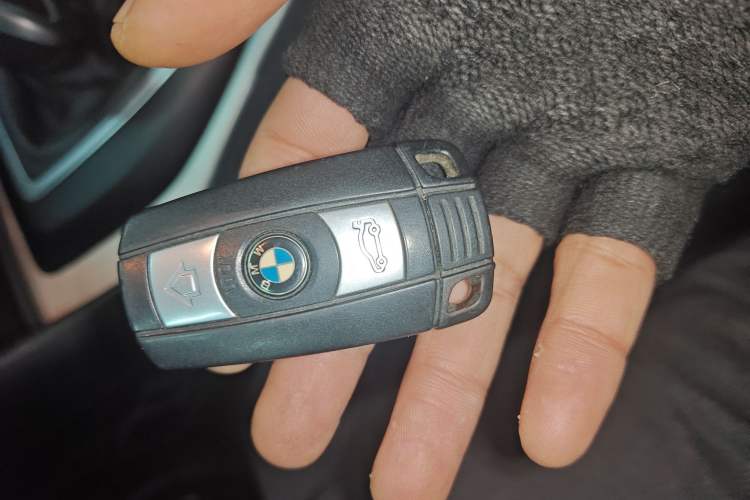 Used BMW X1 2014 sDrive18i Leading Model Vehicle Key