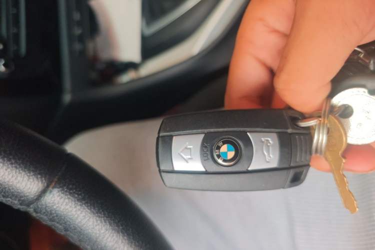 Used BMW X1 2014 sDrive18i Leading Model Vehicle Key