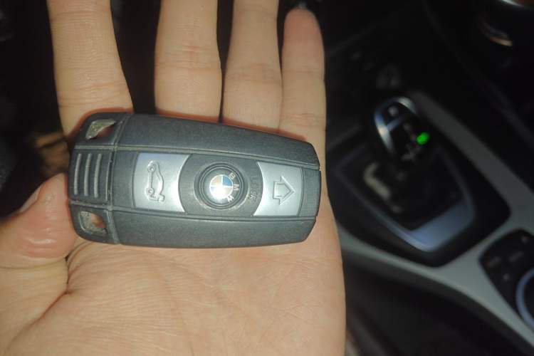 Used BMW X1 2014 sDrive18i Fashion Model Vehicle Key