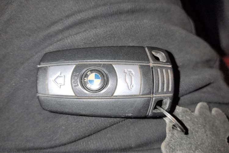 Used BMW X1 2014 sDrive18i Fashion Model Vehicle Key