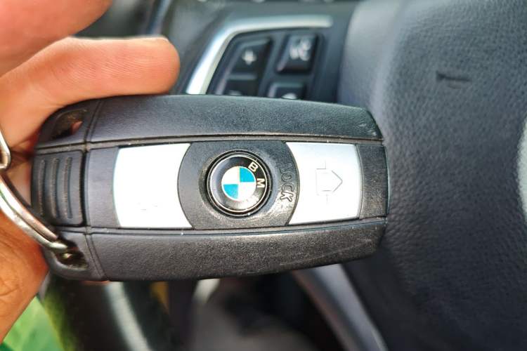 Used BMW X1 2014 sDrive18i Fashion Model Vehicle Key