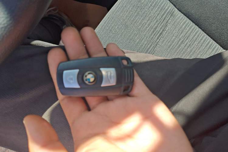 Used BMW X1 2014 sDrive18i Fashion Model Vehicle Key