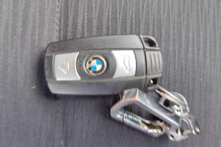 Used BMW X1 2014 sDrive18i Fashion Model Vehicle Key