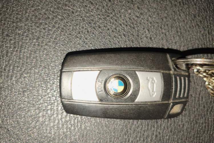 Used BMW X1 2014 sDrive18i Leading Model Vehicle Key