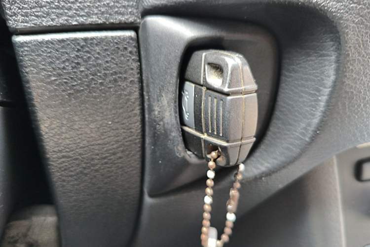 Used BMW X1 2014 sDrive18i manual model Vehicle Key