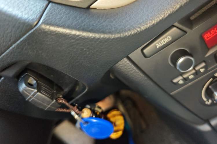 Used BMW X1 2014 sDrive18i Fashion Model Vehicle Key