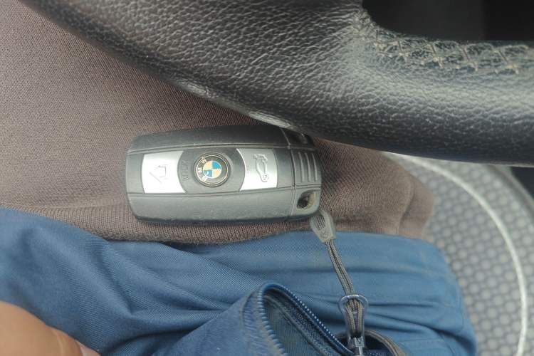 Used BMW X1 2014 sDrive18i Fashion Model Vehicle Key