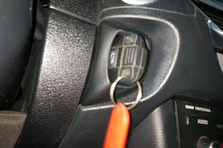 Used BMW X1 2014 sDrive18i Fashion Model Vehicle Key