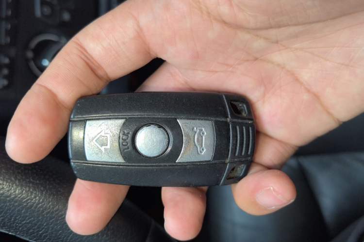 Used BMW X1 2014 sDrive18i Leading Model Vehicle Key