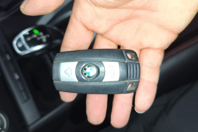 Used BMW X1 2014 sDrive18i Fashion Model Vehicle Key