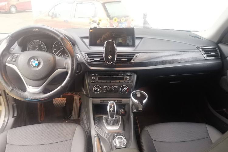 Used BMW X1 2014 sDrive18i Fashion Model Audio And AC Panel