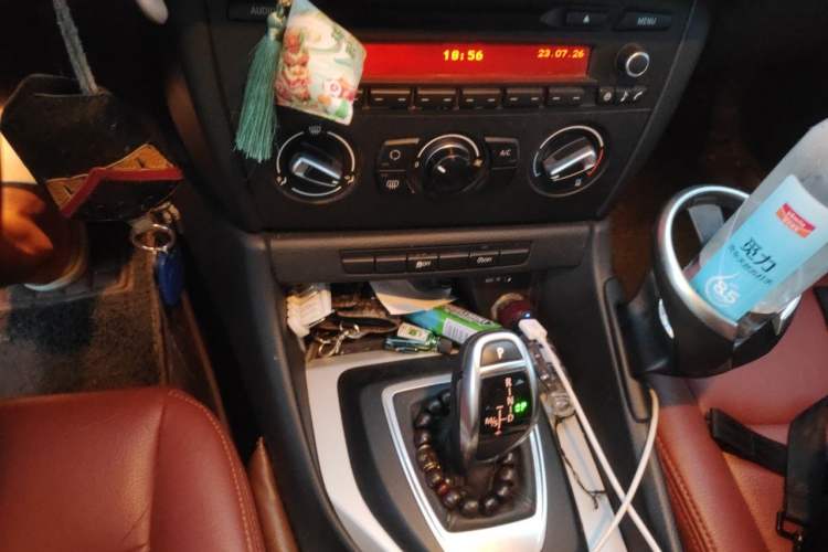 Used BMW X1 2014 sDrive18i Fashion Model Gear Lever