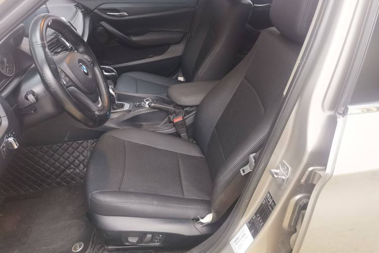 Used BMW X1 2014 sDrive18i Fashion Model Left Front Seat