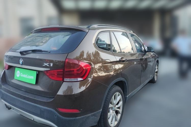 Used BMW X1 2014 sDrive18i Fashion Model Rear Right 45 Deg