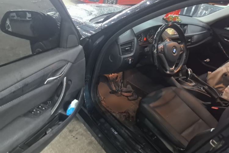 Used BMW X1 2015 sDrive18i Leading Edition Driver Seat