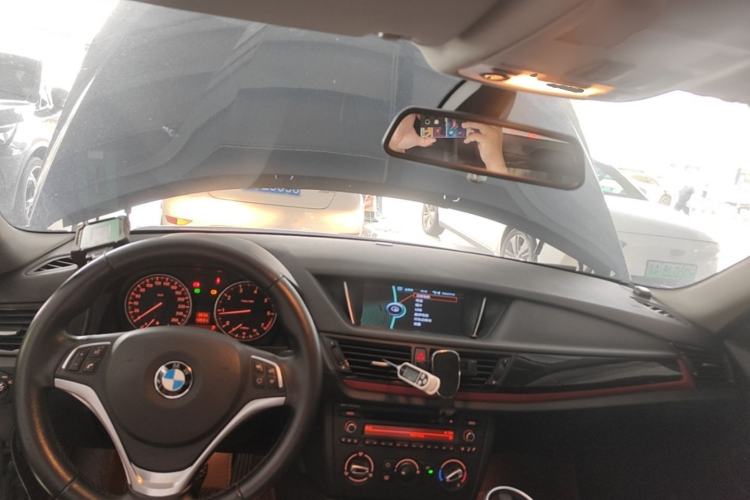 Used BMW X1 2015 sDrive18i Fashion Upgrade Edition Center Console
