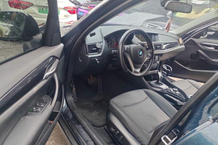 Used BMW X1 2015 sDrive18i Leading Edition Driver Seat