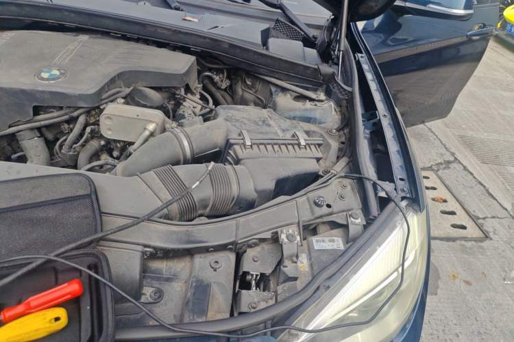Used BMW X1 2015 sDrive18i Leading Edition Engine Bay Left