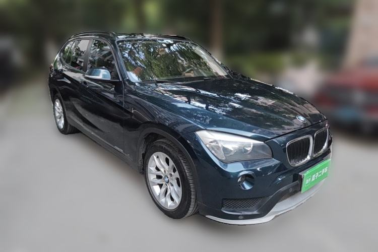 Used BMW X1 2015 sDrive18i Fashion Upgrade Edition Front Right 45 Deg