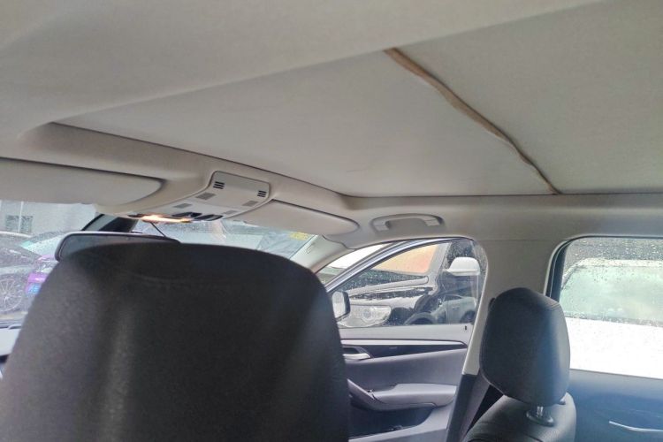 Used BMW X1 2015 sDrive18i Leading Edition Headliner