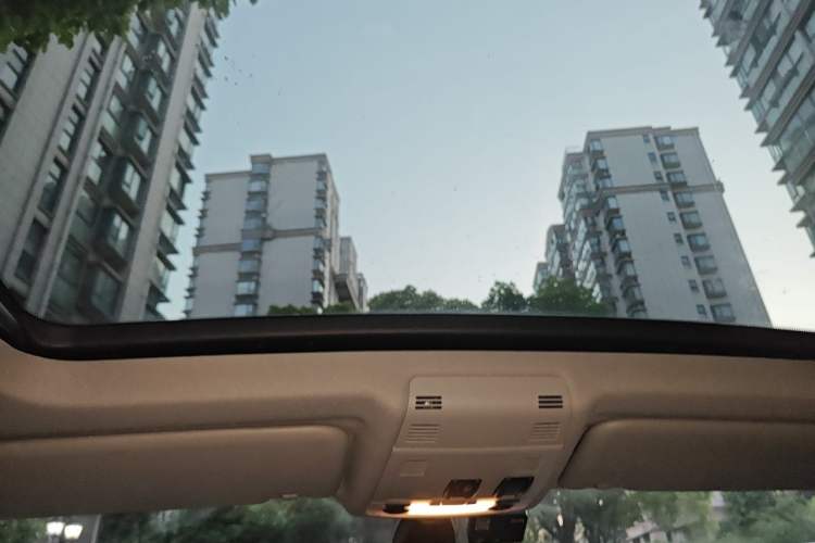 Used BMW X1 2015 sDrive18i Fashion Upgrade Edition Headliner