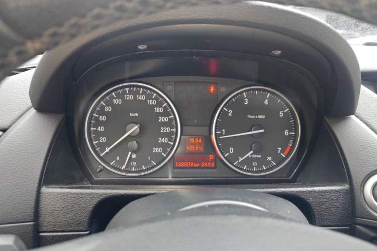 Used BMW X1 2015 sDrive18i Leading Edition Instrument Cluster