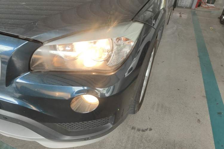 Used BMW X1 2015 sDrive18i Fashion Upgrade Edition Left Front Headlight
