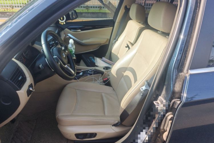 Used BMW X1 2015 xDrive20i Fashion Upgrade Edition Left Front Seat