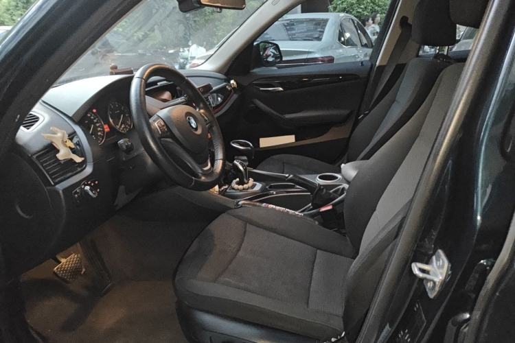 Used BMW X1 2015 sDrive18i Fashion Upgrade Edition Left Front Seat