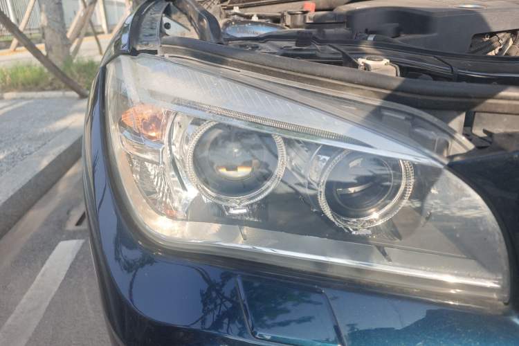 Used BMW X1 2015 xDrive20i Fashion Upgrade Edition Right Front Headlight
