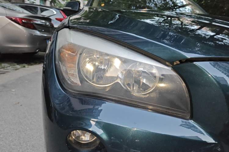 Used BMW X1 2015 sDrive18i Fashion Upgrade Edition Right Front Headlight
