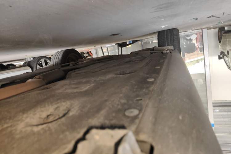 Used BMW X1 2015 sDrive18i Fashion Upgrade Edition Right Side Sill