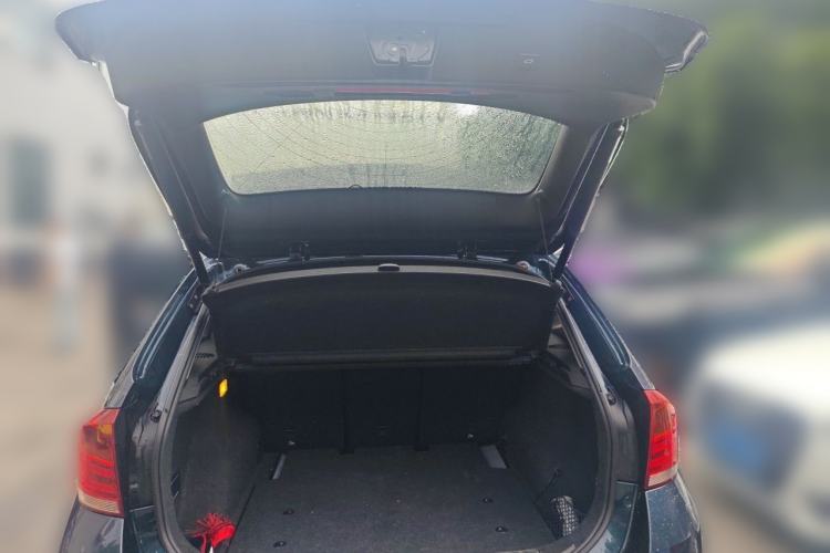 Used BMW X1 2015 sDrive18i Leading Edition Trunk