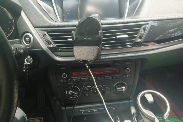 Used BMW X1 2015 sDrive18i Fashion Upgrade Edition Audio And AC Panel