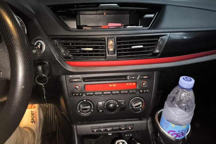 Used BMW X1 2015 sDrive18i Fashion Upgrade Edition Audio And AC Panel