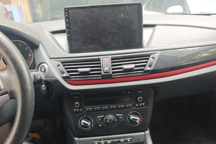 Used BMW X1 2015 sDrive18i Fashion Upgrade Edition Audio And AC Panel