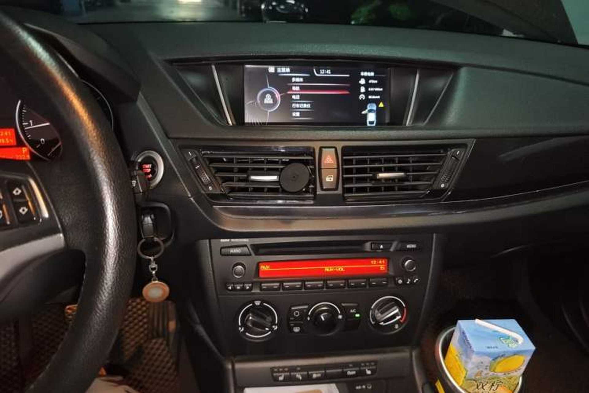 Used BMW X1 2015 sDrive18i Fashion Upgrade Edition Audio And AC Panel