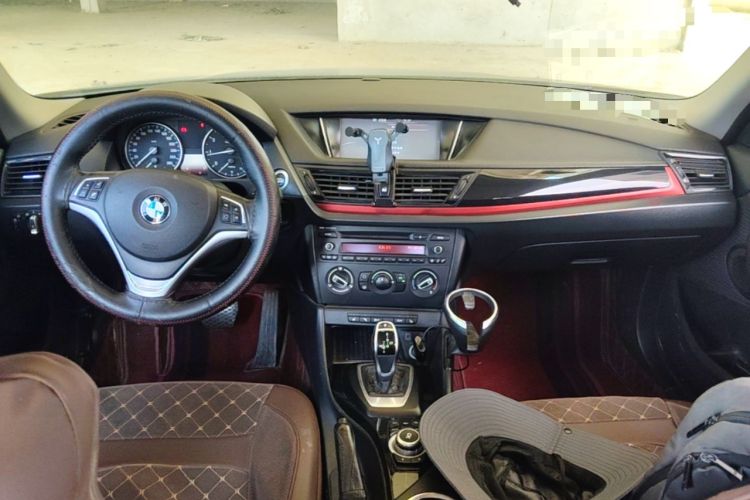 Used BMW X1 2015 sDrive18i Fashion Upgrade Edition Center Console