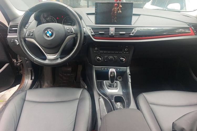 Used BMW X1 2015 sDrive18i Fashion Upgrade Edition Center Console