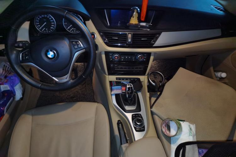 Used BMW X1 2015 xDrive20i Fashion Model Center Console