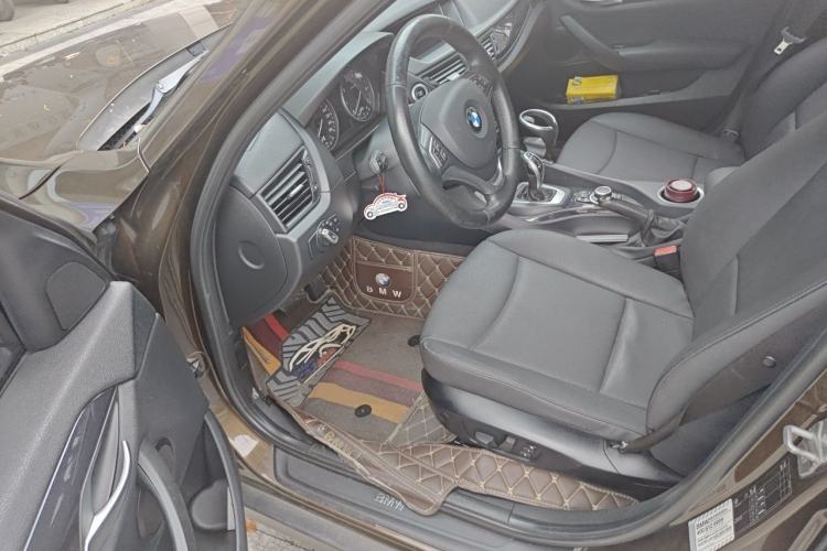 Used BMW X1 2015 sDrive18i Leading Edition Driver Seat