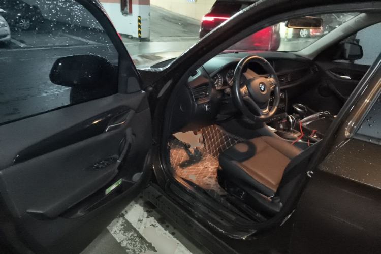 Used BMW X1 2015 sDrive18i Leading Edition Driver Seat